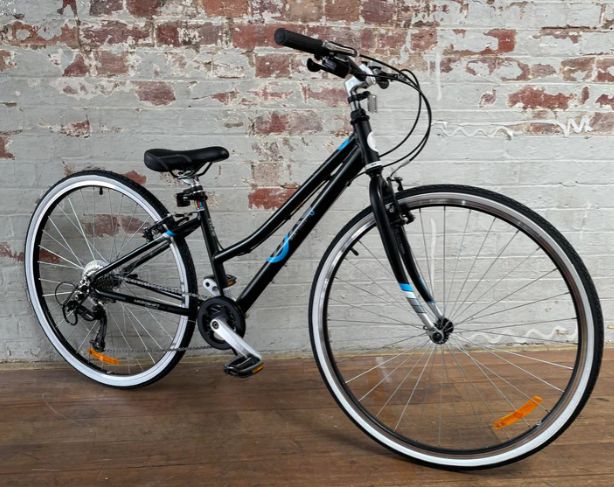 BYK E-620 x 9 AGE: 10 - 14 YEARS, Colour: Black/Sky Blue