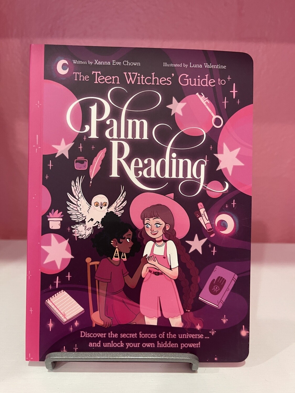 The Teen Witches' Guide to Palm Reading