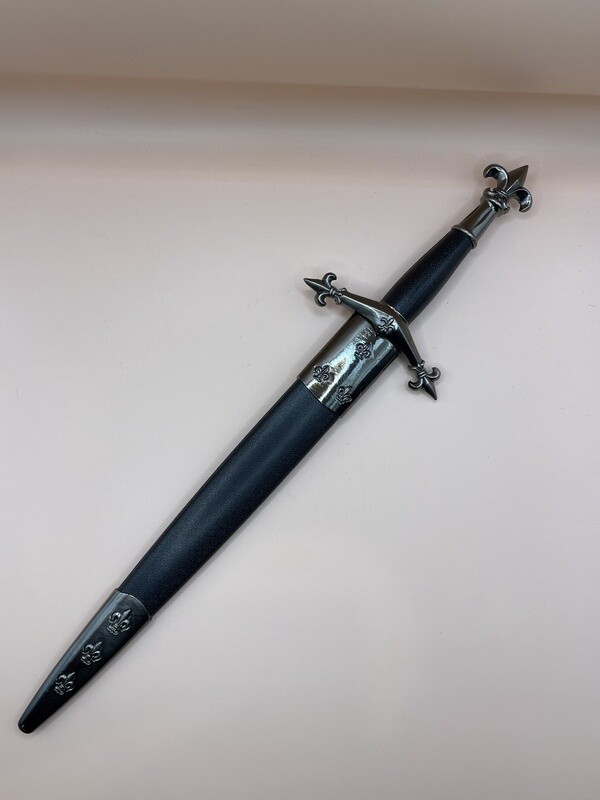 Fleur de lis Medieval athame