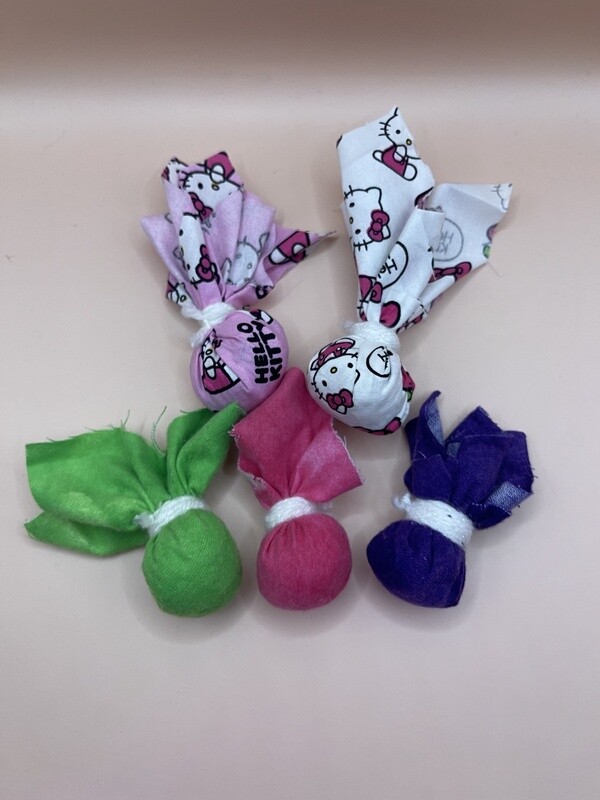 SasscraftTM Charm Bags-Self Confidence WHITE HELLO KITTY