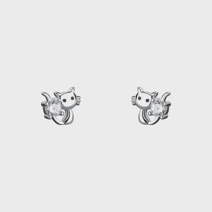 Tiny Dainty Cute Cat Stud Earrings