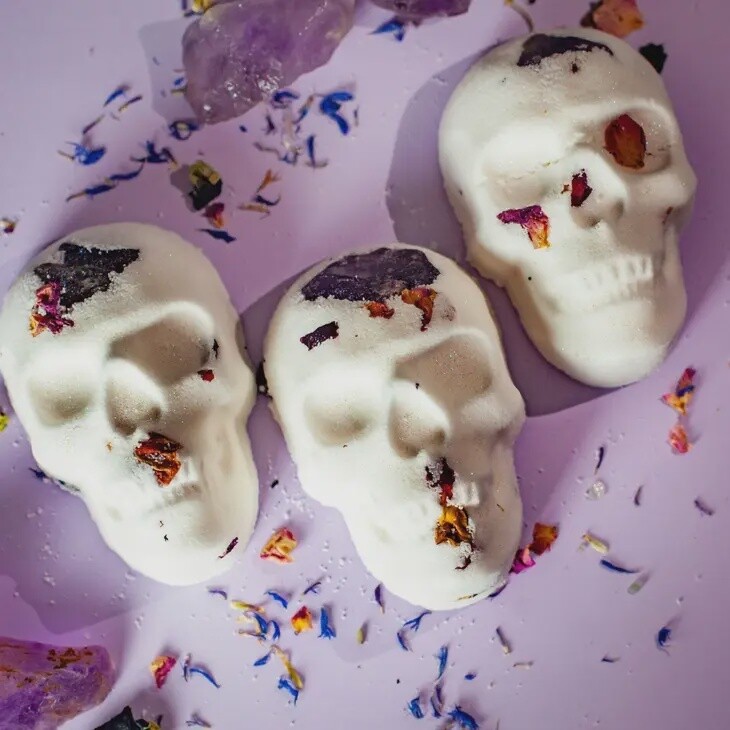 Evil Twin Amethyst Crystal Skull Bath Bomb