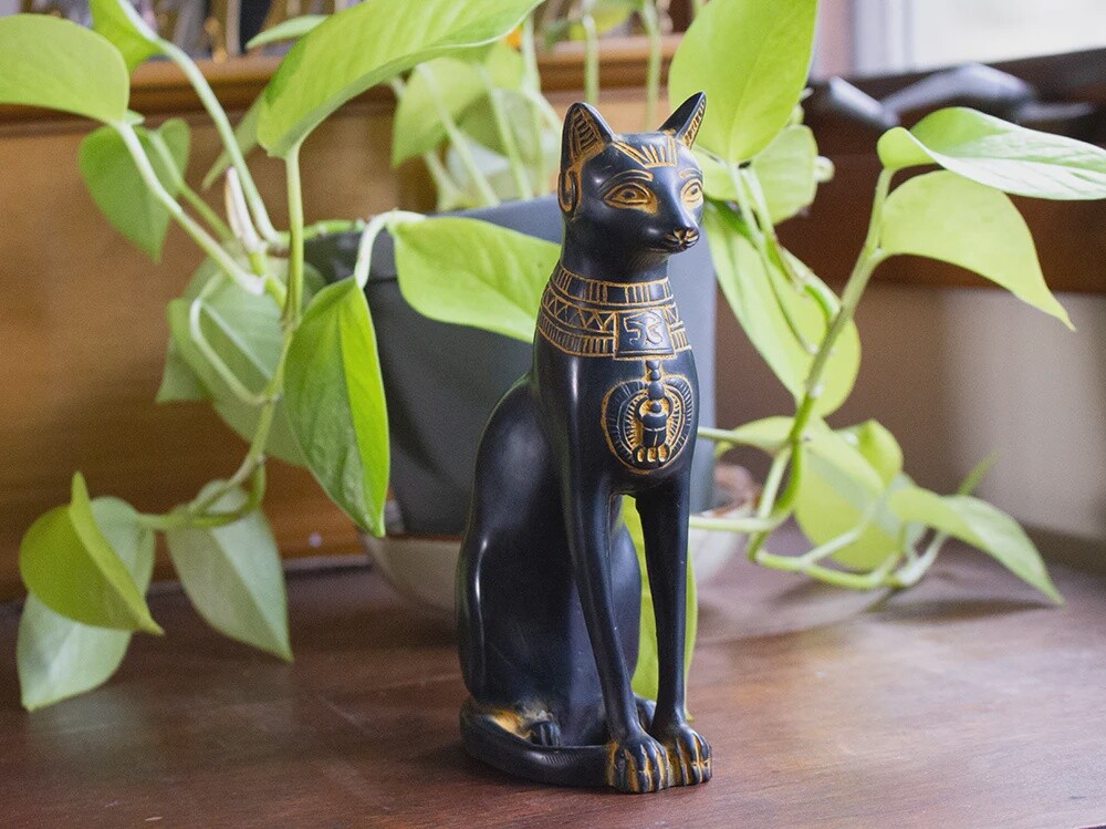 Fine Bastet Cat - Antique Gold - 6"