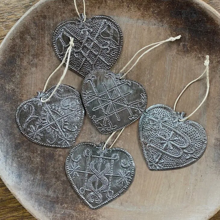 2.5&quot; set of 5 Veve, Haitian Metal Hearts Haiti