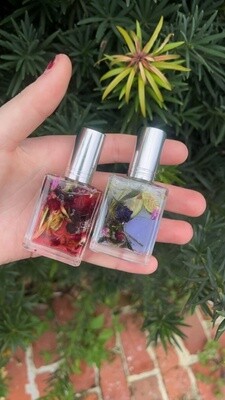 Deity Perfume by Arlo