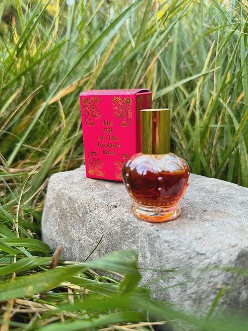 The Oil of Urchins Kiss- Perfume