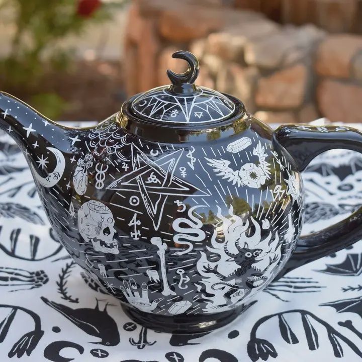 Witches Brew Victorian Tea Pot