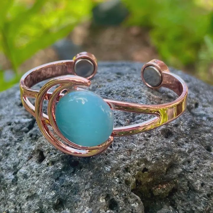 Copper Crescent Gemstone Bangle (Blue)