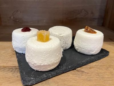 CROTTIN DE CHÈVRE BERGAMOTE GINGEMBRE - LA PETITE CAMPAGNE