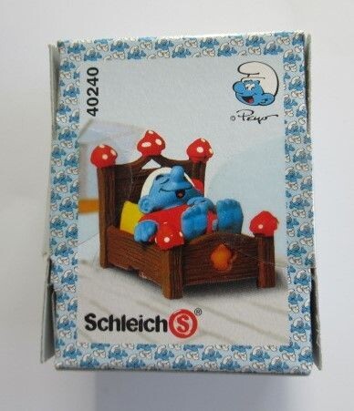 SCHTROUMPFS (LES) - AU LIT - 40240
Quasi Neuf (9,5/10)
PEYO / SCHLEICH