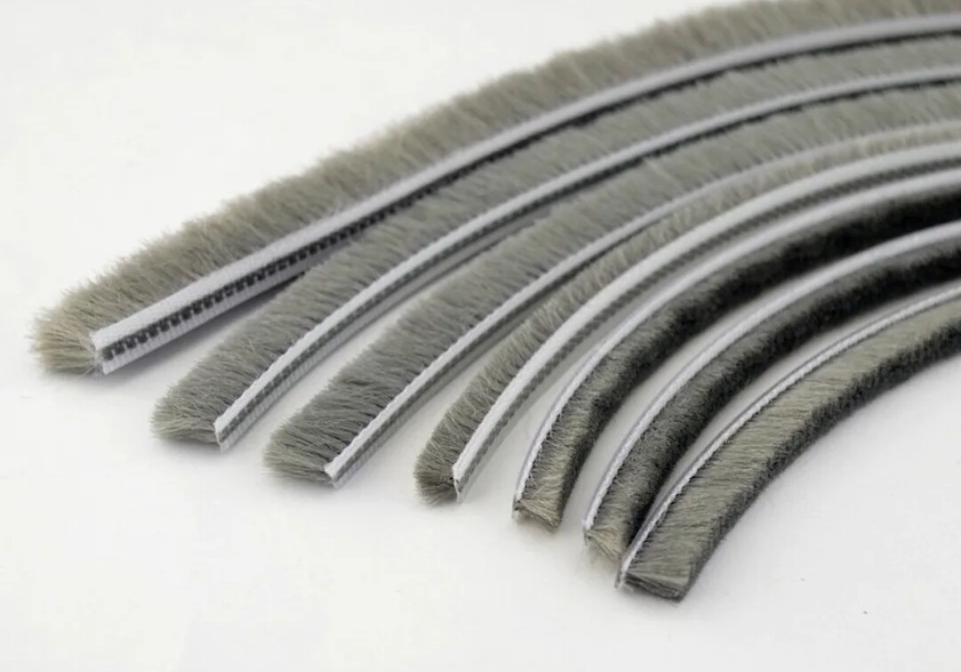 Grey Brush Woolpile - Window &amp; Door Seal 