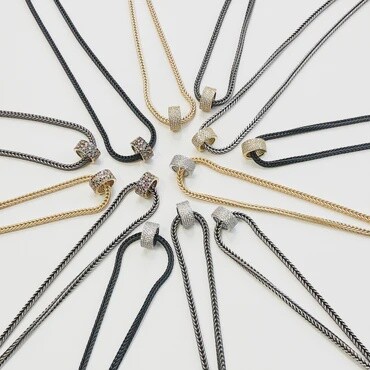 Boxweave w/ Rhinestone Tube Necklace