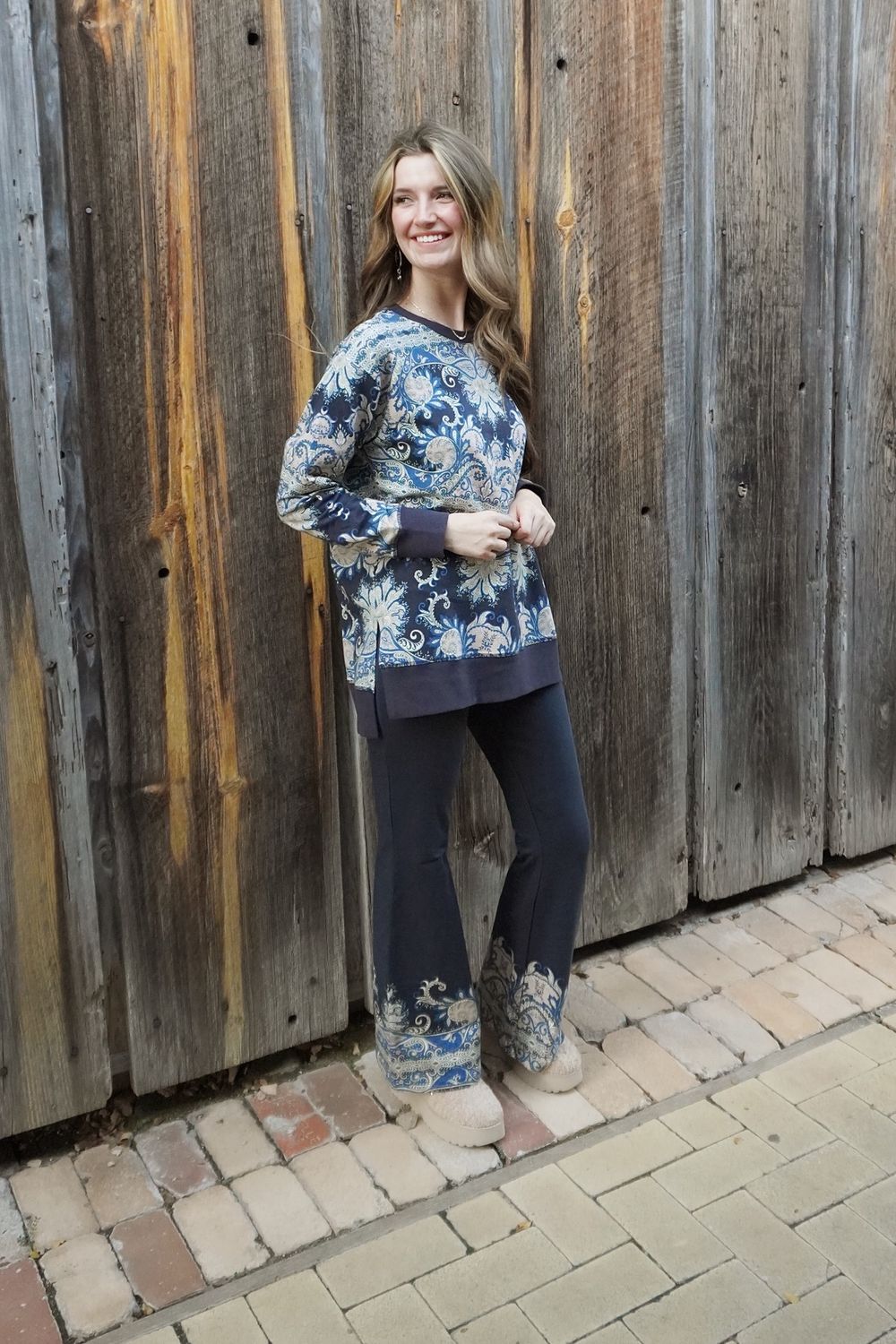 Roman Flare Legging