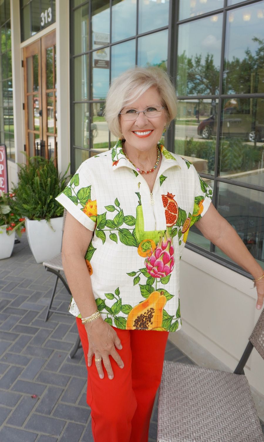 Trellis Grove Poppy Pullover