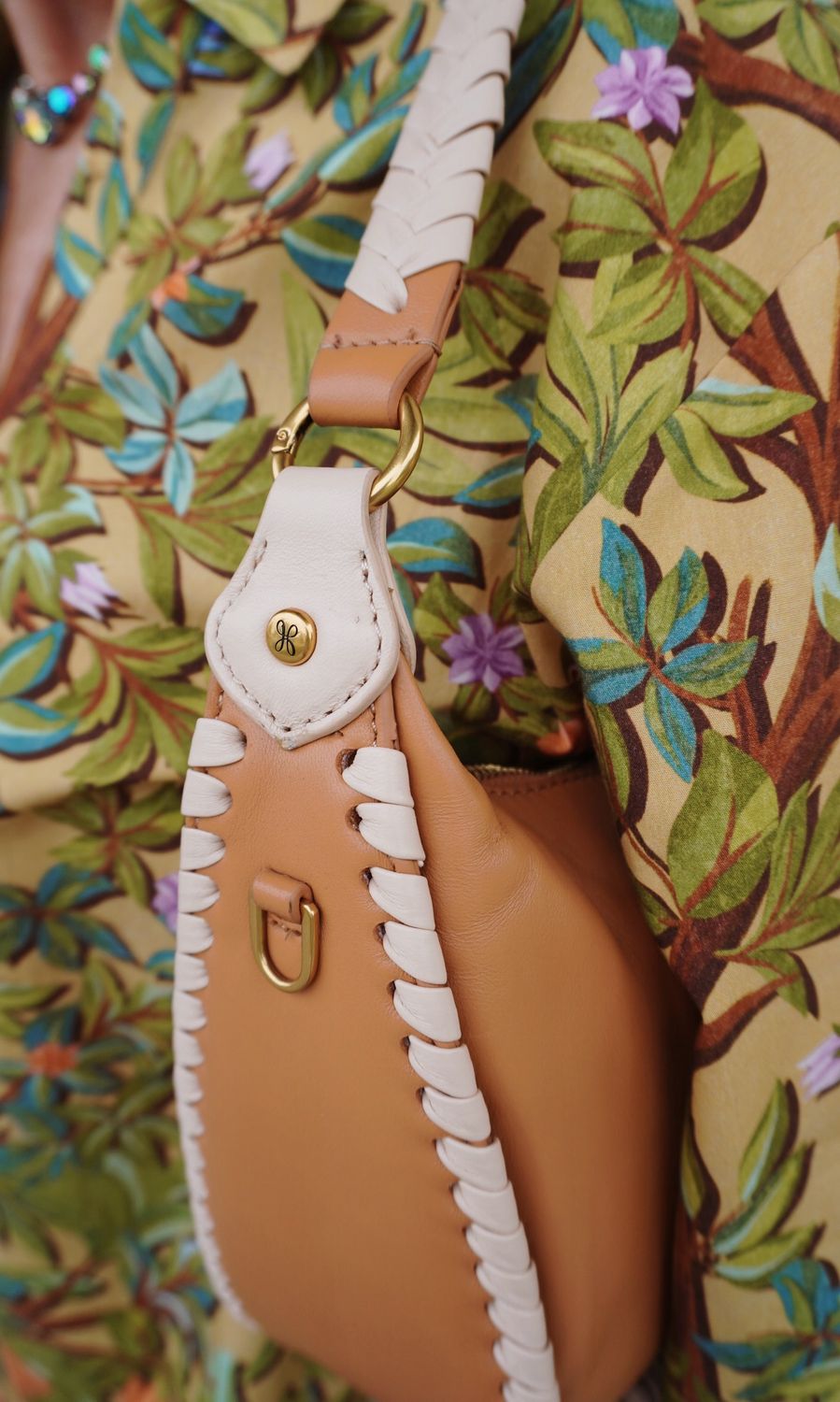Mia  Crescent Bag