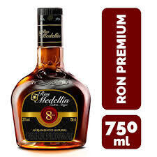 RON MEDELLIN 8 AÑOS 750