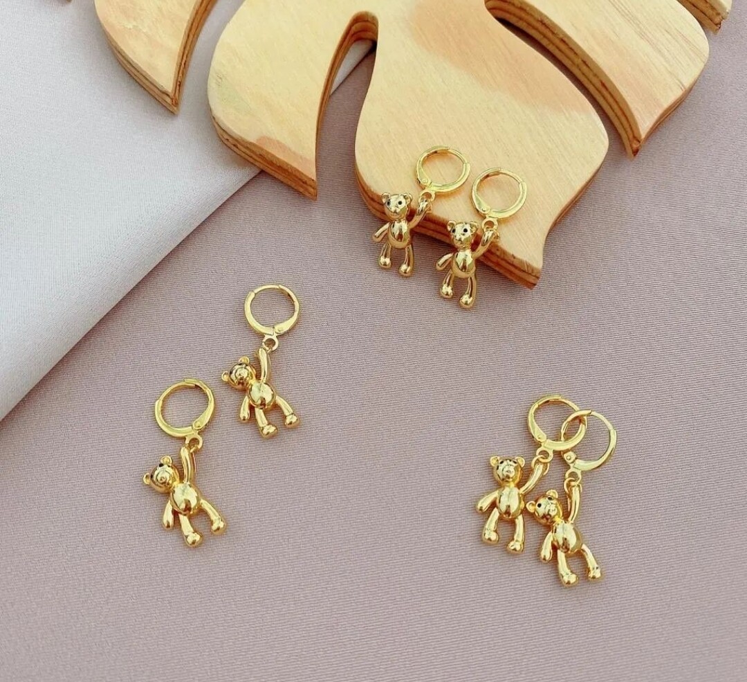 ARGOLLAS acero puro, con baño oro 18 kL