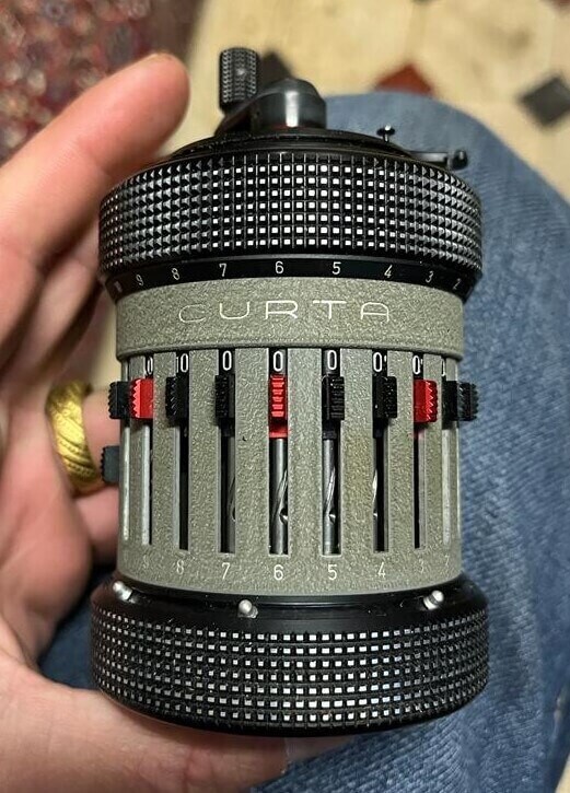 Curta calculette