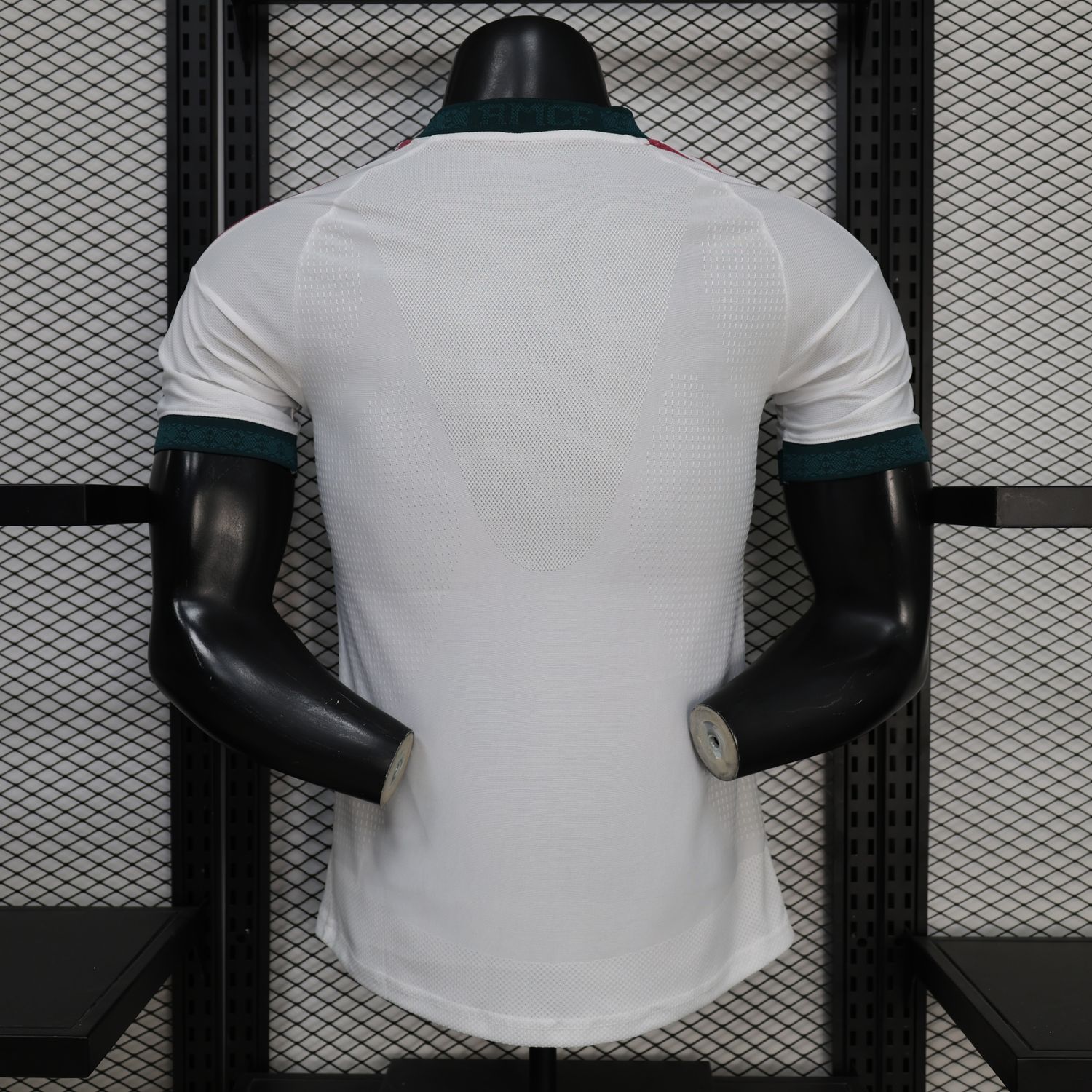 Real Madrid 26-27 Home player 