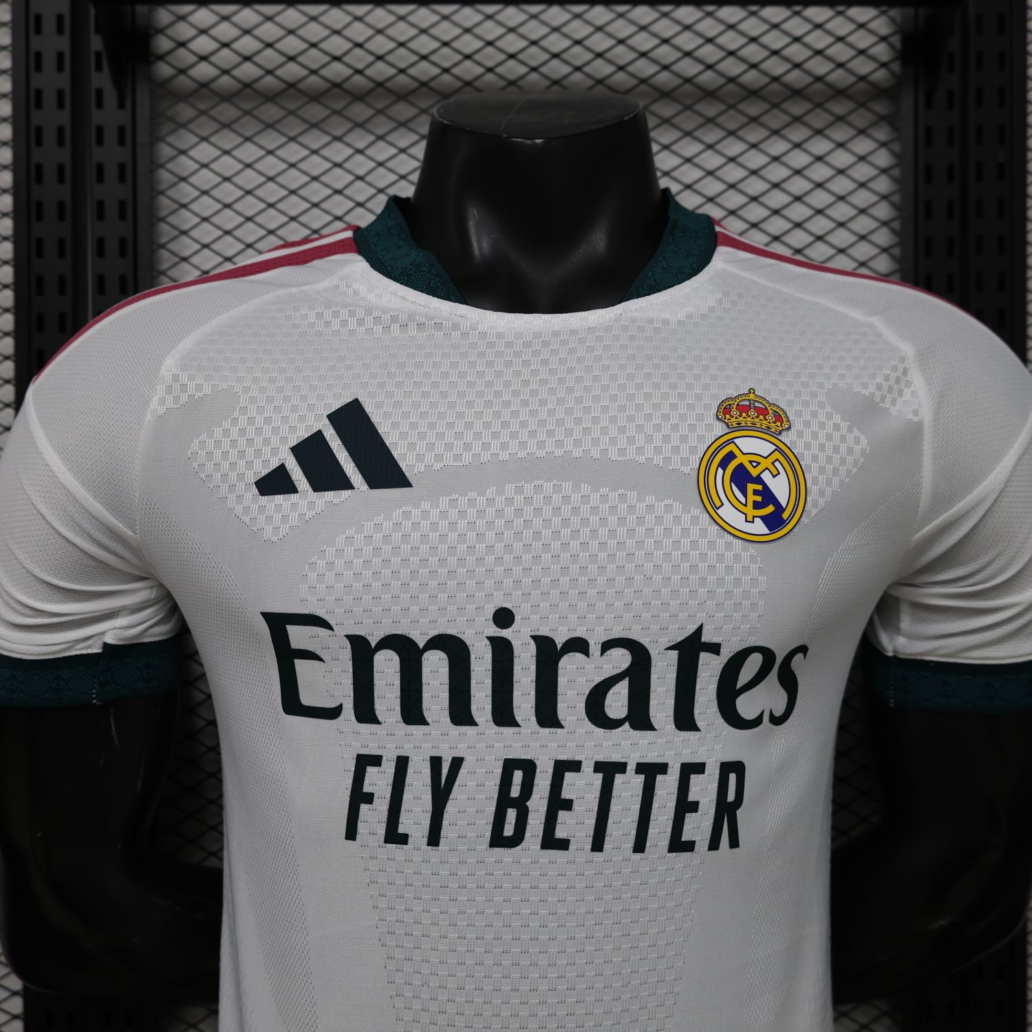 Real Madrid 26-27 Home player 