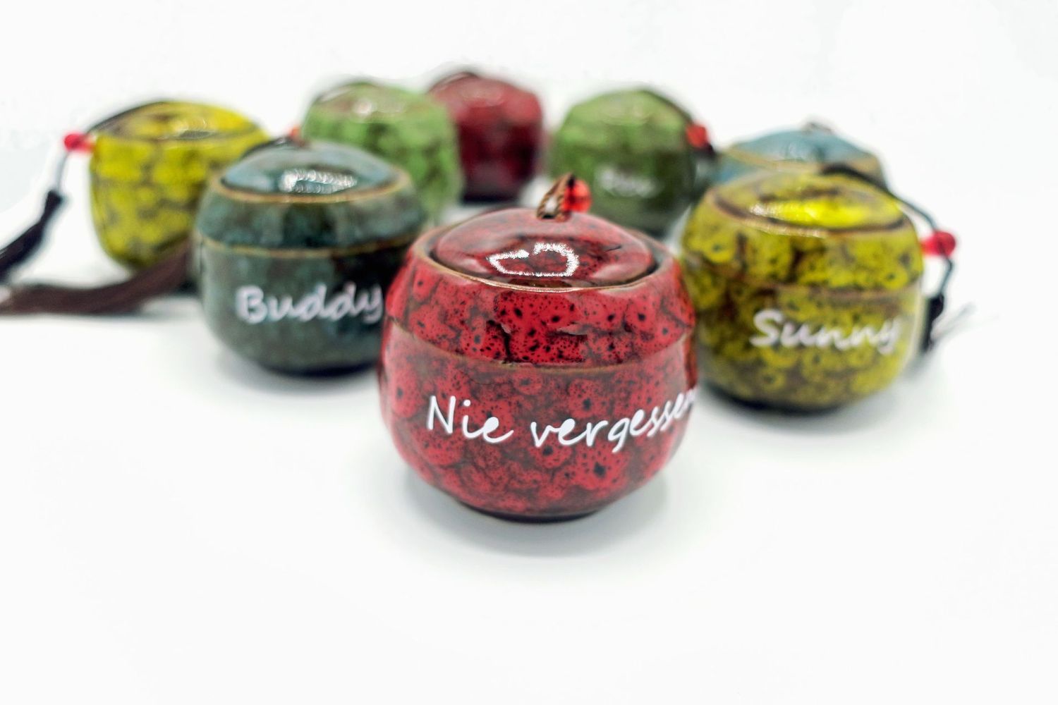 Keramik Urne Regenbogen 500ml personalisierbar