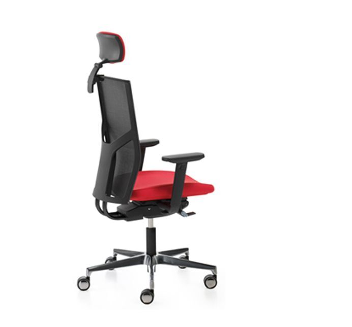 Silla operativa Atika con reposacabezas y base nylon Dileoffice