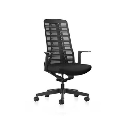 Interstuhl's PUREis3 PU113 Swivel chair