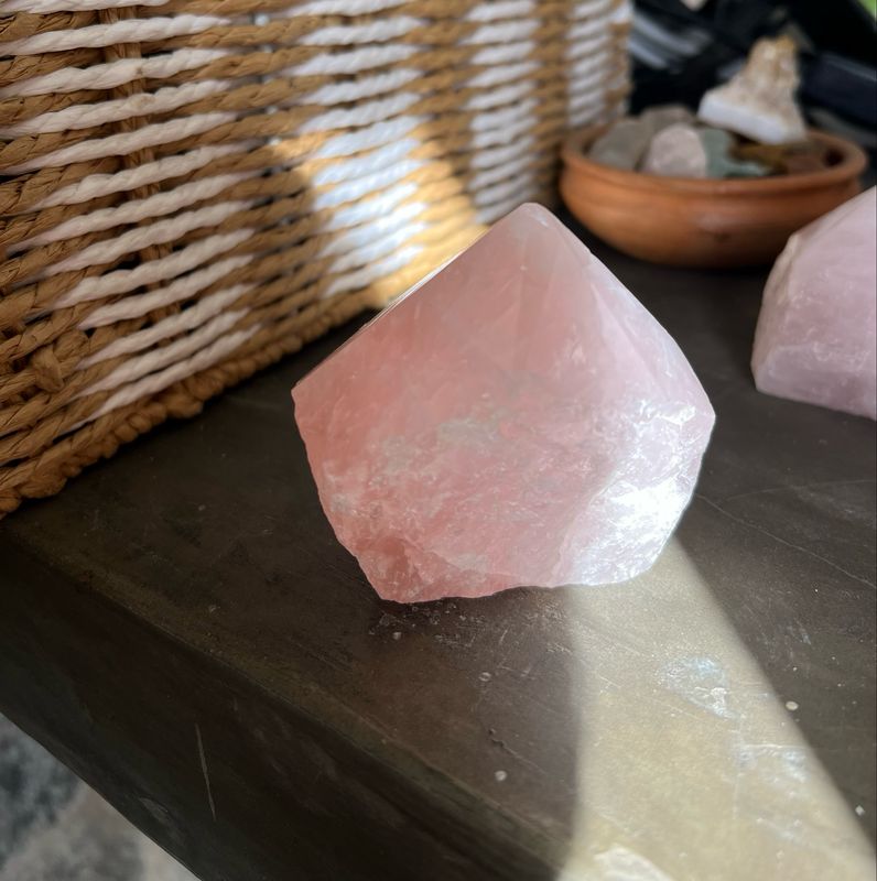 Pirámide de Cuarzo Rosa