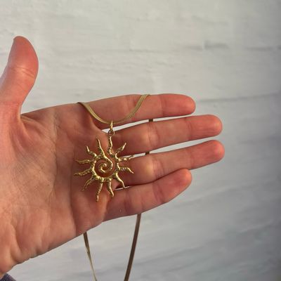 Cadena Astro Sol
