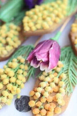 Spring Flowers cookie decorating class. Step-by-step video tutorial