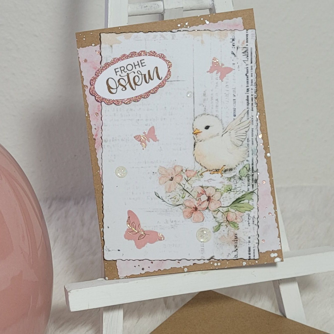 Oster Grußkarte 5 - Küken mit Blüten und Schmetterlingen - A6