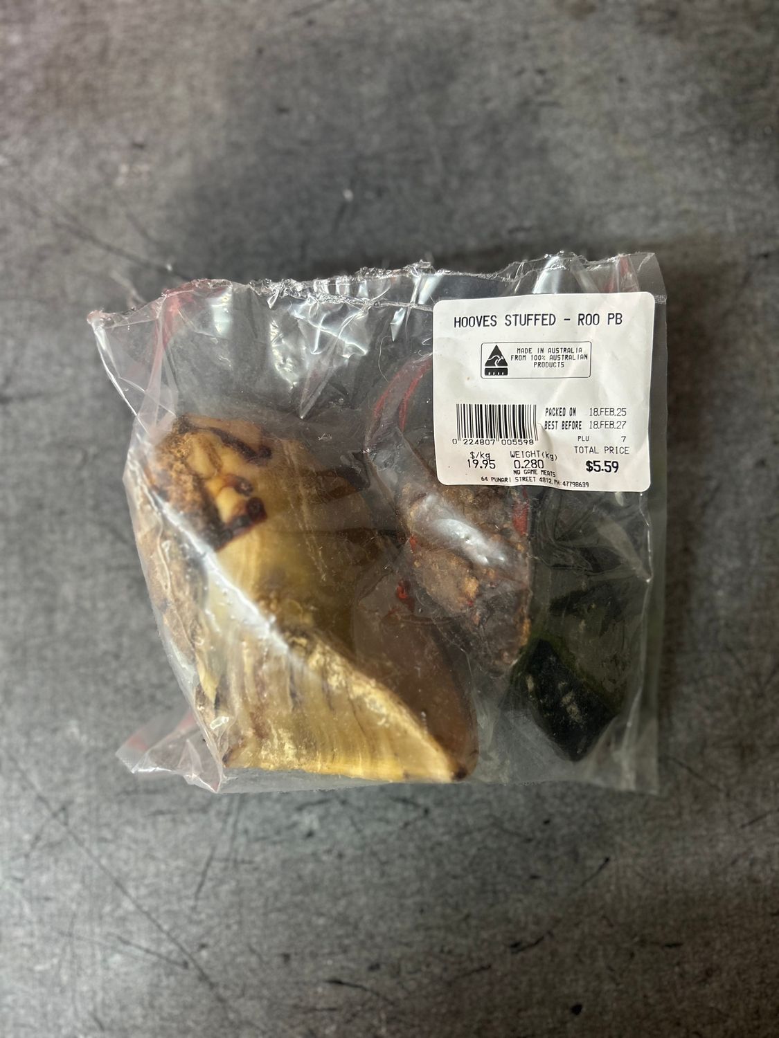 Dried Hooves Stuffed with P. Butter & Roo