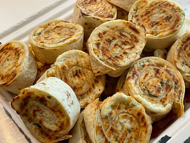 12 Rouleaux mexicaine au poulet (Surgelé)