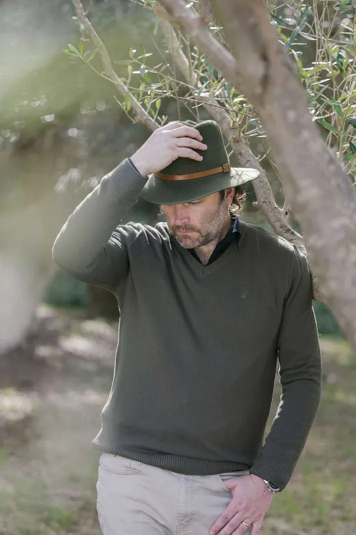 GERBER & CO - 100% Men's Wool V-Neck Jersey