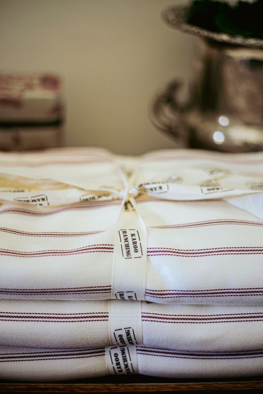 100% Cotton Twill Table Cloth - Red 100% Cotton Twill Table Cloth - Red