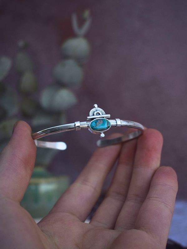 THE SOAR CUFF THE SOAR CUFF