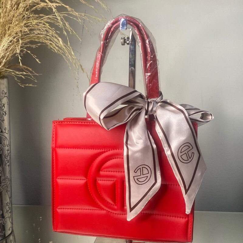 Telfar red mini Croosbody strap incluido