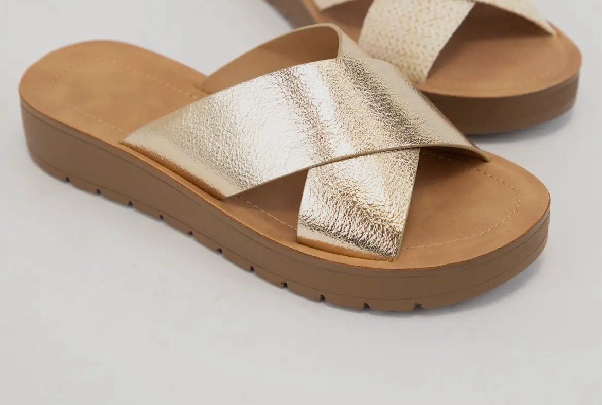 Lucy Light Weight Wedge