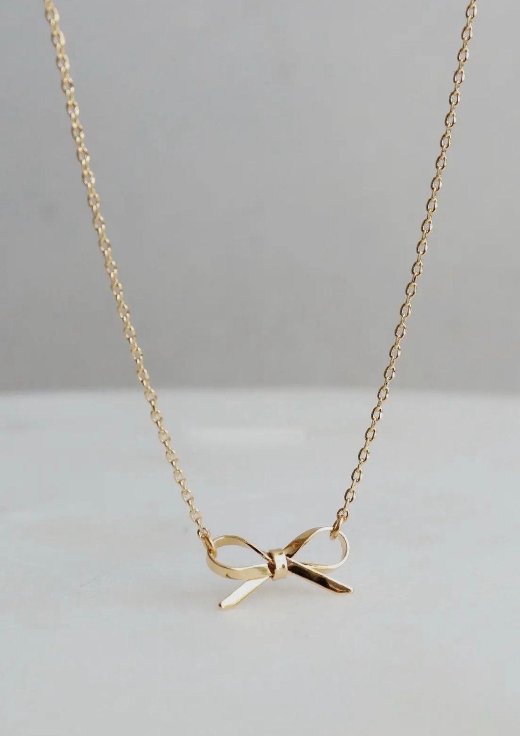 Bow Necklace