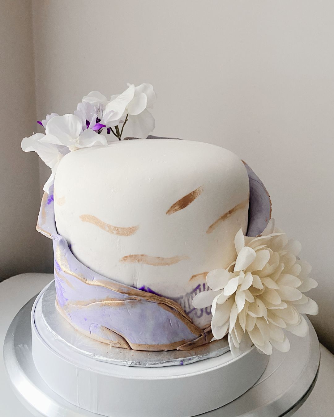 Unravel Cake