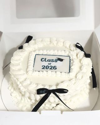 Graduation Mini Cakes