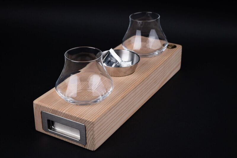 RumBoard Lärche natur mit 2 Gläser Ron Botucal RumBoard Lärche natur mit 2 Gläser Ron Botucal