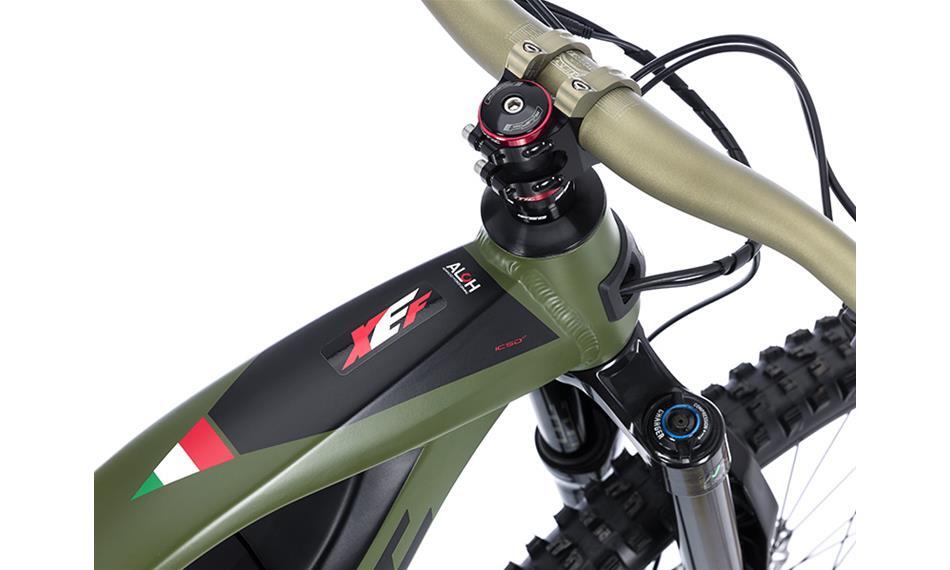 Bici E-bike Fantic XEF 1.9 Factory AXS