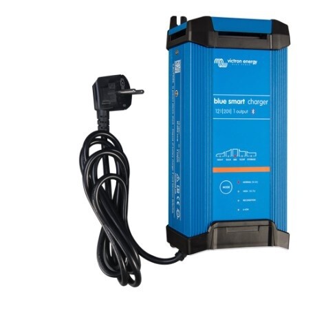 BlueSmart IP22 Charger 12/20 230V CEE7/7 (1port) BlueSmart IP22 Charger 12/20 230V CEE7/7 (1port)