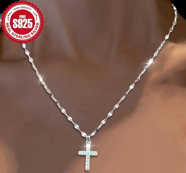 Elegant 925 Sterling Silver Necklace with Cross Pendant