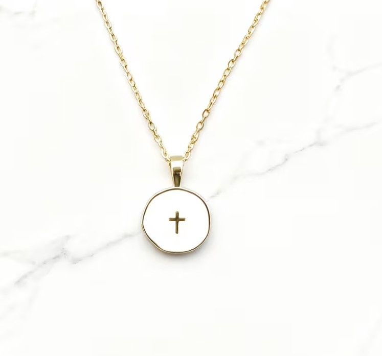 Mother-of-pearl cross necklace Mother-of-pearl cross necklace