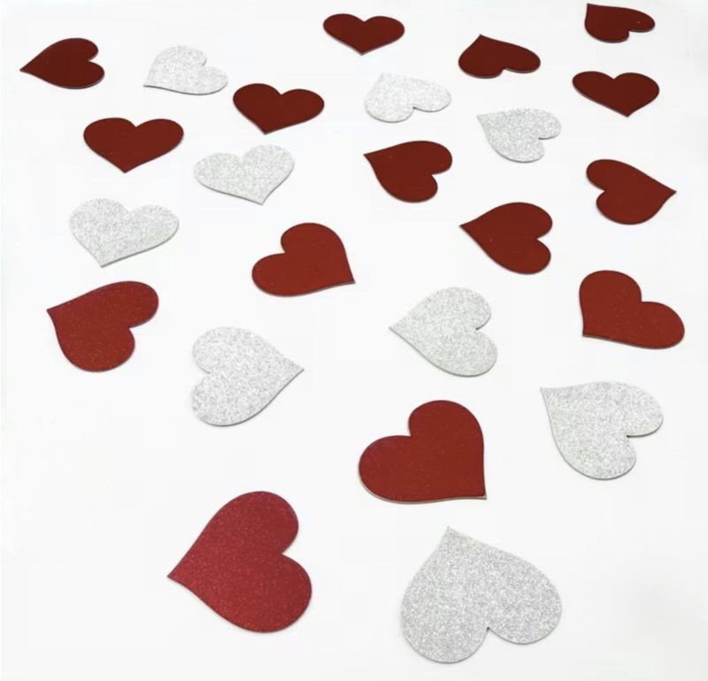 100 pieces Valentines hearts confetti - Silver & Red