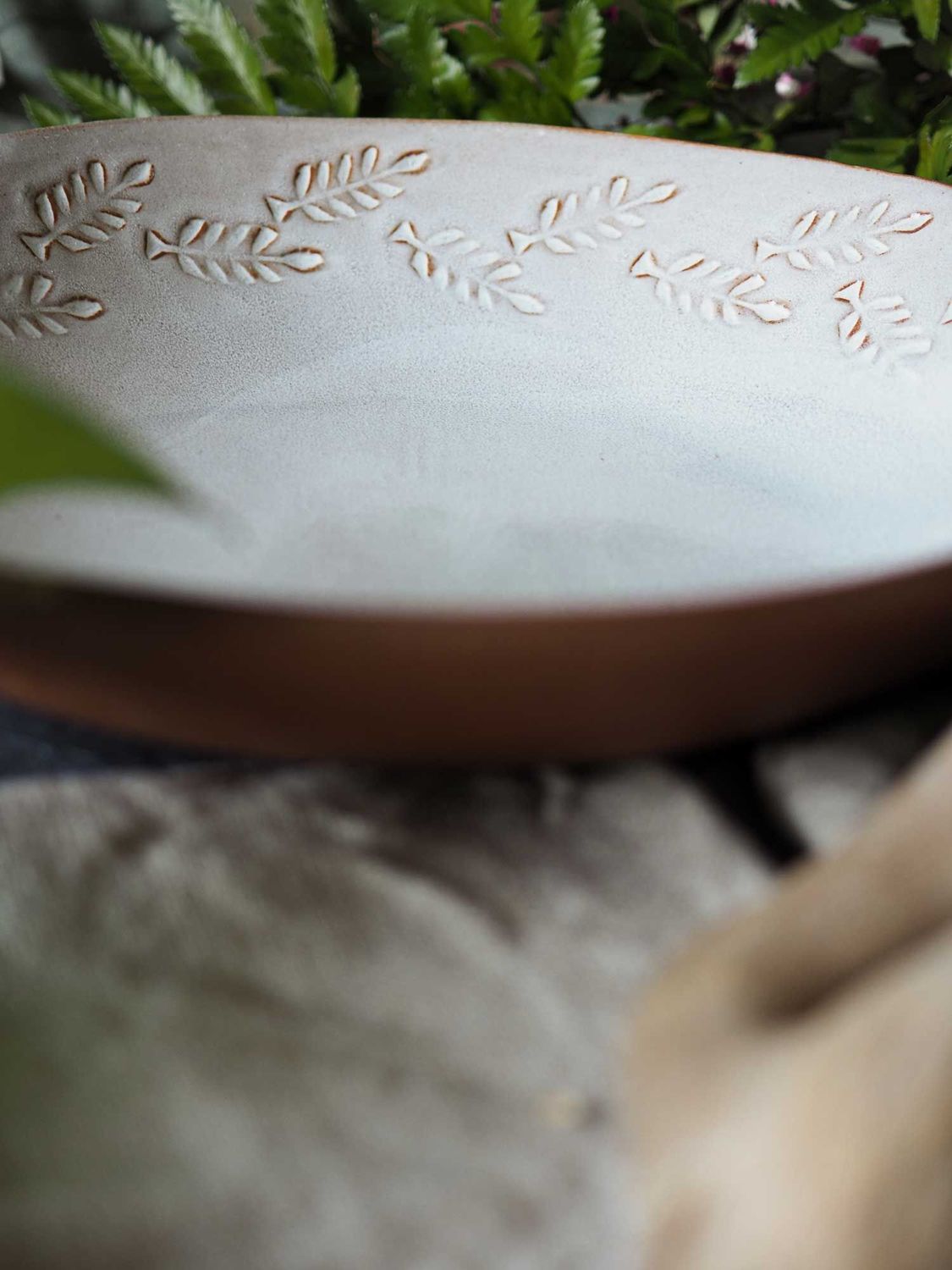 Keramik Teller tief 'Blätter'