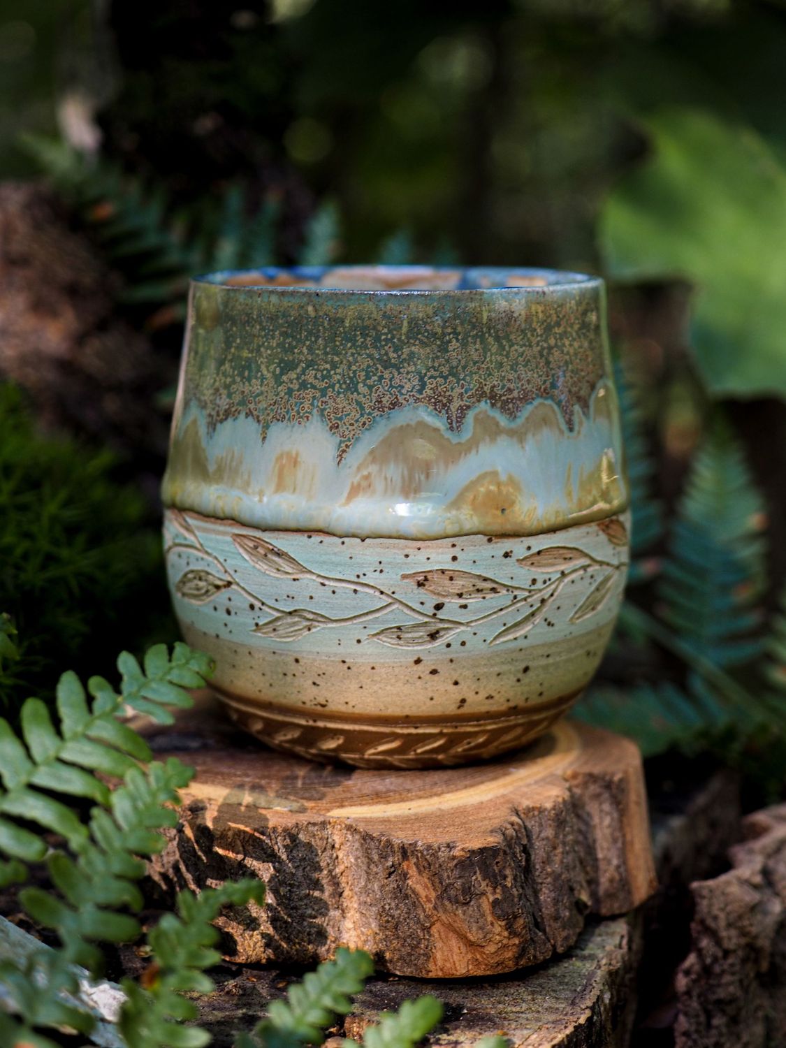 Keramik Becher 'Farbenmagie' Keramik Becher 'Farbenmagie'