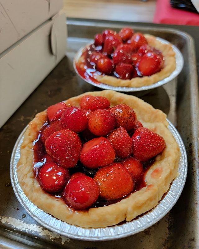 Mini Fresh Strawberry Pie